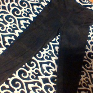 Cami  black colored Tight Silky Leggings From Aero